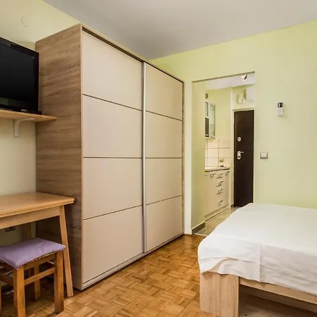 Rona Porat 2 Apartment